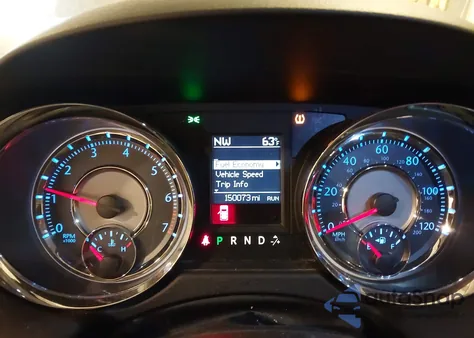 2015 Chrysler Town & Country Touring-L из США, поврежденный, VIN 2C4RC1CG2FR573297